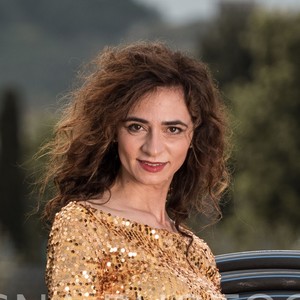 Liliana Bernardi资料,Liliana Bernardi最新歌曲,Liliana BernardiMV视频,Liliana Bernardi音乐专辑,Liliana Bernardi好听的歌