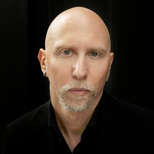 Eres Holz资料,Eres Holz最新歌曲,Eres HolzMV视频,Eres Holz音乐专辑,Eres Holz好听的歌