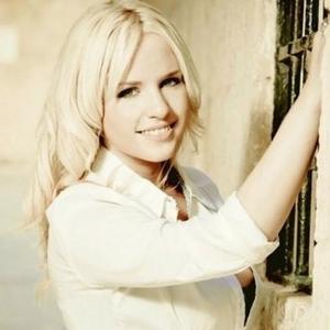 Linnea Schossow资料,Linnea Schossow最新歌曲,Linnea SchossowMV视频,Linnea Schossow音乐专辑,Linnea Schossow好听的歌