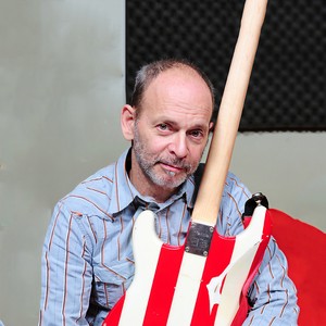 Wayne Kramer资料,Wayne Kramer最新歌曲,Wayne KramerMV视频,Wayne Kramer音乐专辑,Wayne Kramer好听的歌