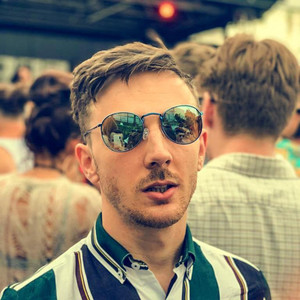 Tom Bailey资料,Tom Bailey最新歌曲,Tom BaileyMV视频,Tom Bailey音乐专辑,Tom Bailey好听的歌