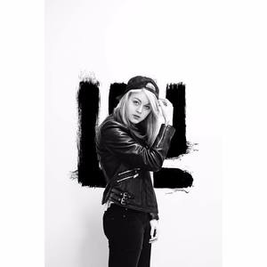 Lucy Whittaker资料,Lucy Whittaker最新歌曲,Lucy WhittakerMV视频,Lucy Whittaker音乐专辑,Lucy Whittaker好听的歌