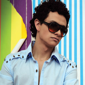 Iskander资料,Iskander最新歌曲,IskanderMV视频,Iskander音乐专辑,Iskander好听的歌