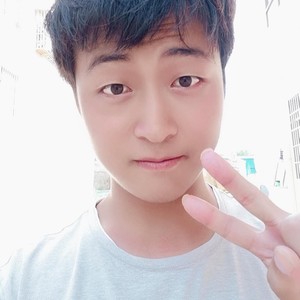 黄点点资料,黄点点最新歌曲,黄点点MV视频,黄点点音乐专辑,黄点点好听的歌