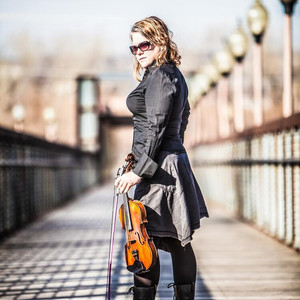 Betse Ellis资料,Betse Ellis最新歌曲,Betse EllisMV视频,Betse Ellis音乐专辑,Betse Ellis好听的歌