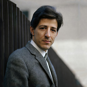 Giorgio Gaber资料,Giorgio Gaber最新歌曲,Giorgio GaberMV视频,Giorgio Gaber音乐专辑,Giorgio Gaber好听的歌