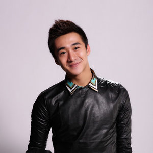 肖雨资料,肖雨最新歌曲,肖雨MV视频,肖雨音乐专辑,肖雨好听的歌