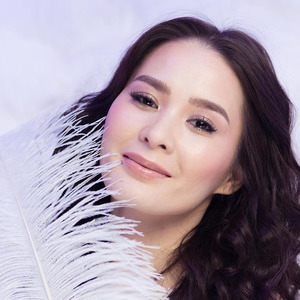 Индира Елемес资料,Индира Елемес最新歌曲,Индира ЕлемесMV视频,Индира Елемес音乐专辑,Индира Елемес好听的歌