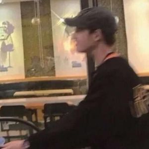 杳.资料,杳.最新歌曲,杳.MV视频,杳.音乐专辑,杳.好听的歌