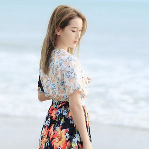 西娅资料,西娅最新歌曲,西娅MV视频,西娅音乐专辑,西娅好听的歌