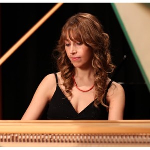 Chiara Cattani资料,Chiara Cattani最新歌曲,Chiara CattaniMV视频,Chiara Cattani音乐专辑,Chiara Cattani好听的歌