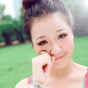 邓贝贝资料,邓贝贝最新歌曲,邓贝贝MV视频,邓贝贝音乐专辑,邓贝贝好听的歌