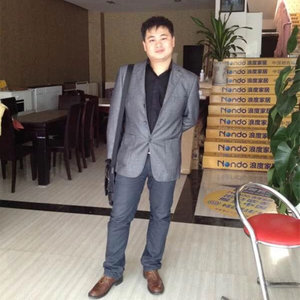 严嵩松资料,严嵩松最新歌曲,严嵩松MV视频,严嵩松音乐专辑,严嵩松好听的歌