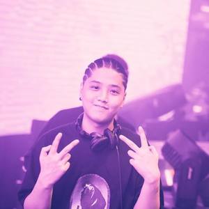 Leier资料,Leier最新歌曲,LeierMV视频,Leier音乐专辑,Leier好听的歌