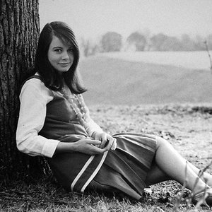 Sarah Miles资料,Sarah Miles最新歌曲,Sarah MilesMV视频,Sarah Miles音乐专辑,Sarah Miles好听的歌