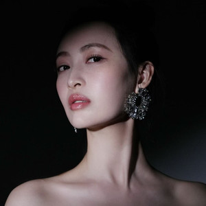 杨菲洋资料,杨菲洋最新歌曲,杨菲洋MV视频,杨菲洋音乐专辑,杨菲洋好听的歌