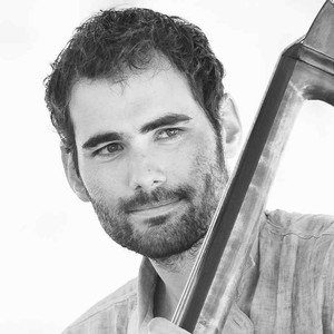 Garth Stevenson资料,Garth Stevenson最新歌曲,Garth StevensonMV视频,Garth Stevenson音乐专辑,Garth Stevenson好听的歌