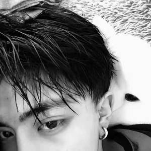 忠小成资料,忠小成最新歌曲,忠小成MV视频,忠小成音乐专辑,忠小成好听的歌