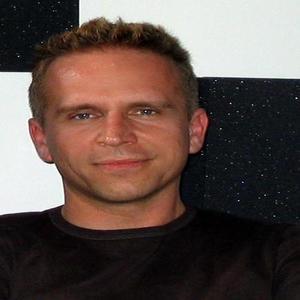 Sir Adrian资料,Sir Adrian最新歌曲,Sir AdrianMV视频,Sir Adrian音乐专辑,Sir Adrian好听的歌