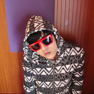 囧小哥儿资料,囧小哥儿最新歌曲,囧小哥儿MV视频,囧小哥儿音乐专辑,囧小哥儿好听的歌