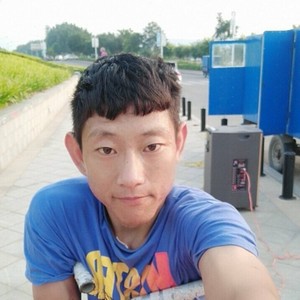 凌云资料,凌云最新歌曲,凌云MV视频,凌云音乐专辑,凌云好听的歌