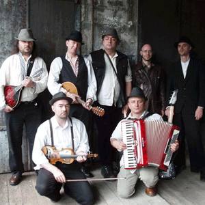 The Ukrainians资料,The Ukrainians最新歌曲,The UkrainiansMV视频,The Ukrainians音乐专辑,The Ukrainians好听的歌