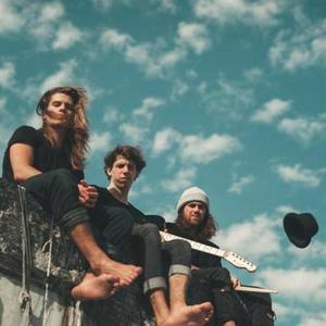 Lúcuma资料,Lúcuma最新歌曲,LúcumaMV视频,Lúcuma音乐专辑,Lúcuma好听的歌