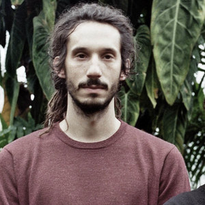 Cyril Bondi资料,Cyril Bondi最新歌曲,Cyril BondiMV视频,Cyril Bondi音乐专辑,Cyril Bondi好听的歌