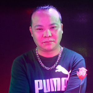 龚爵资料,龚爵最新歌曲,龚爵MV视频,龚爵音乐专辑,龚爵好听的歌