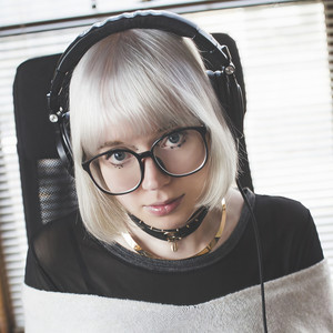 Lena Raine资料,Lena Raine最新歌曲,Lena RaineMV视频,Lena Raine音乐专辑,Lena Raine好听的歌