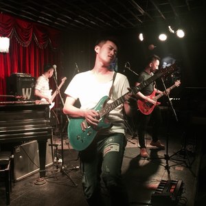 野马乐队资料,野马乐队最新歌曲,野马乐队MV视频,野马乐队音乐专辑,野马乐队好听的歌