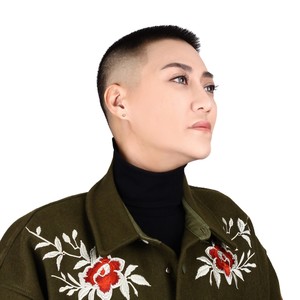 杨懿丁资料,杨懿丁最新歌曲,杨懿丁MV视频,杨懿丁音乐专辑,杨懿丁好听的歌