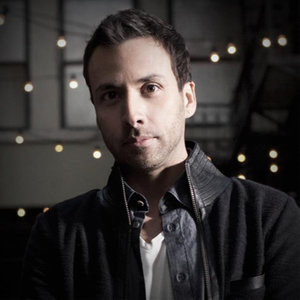 Howie D