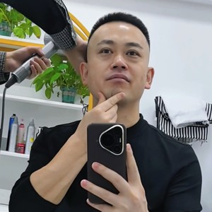 林沛涌资料,林沛涌最新歌曲,林沛涌MV视频,林沛涌音乐专辑,林沛涌好听的歌