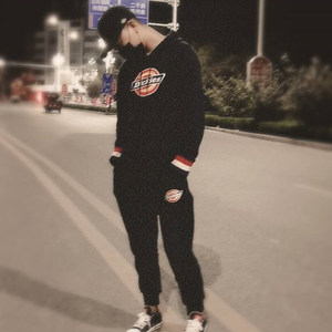 李垚资料,李垚最新歌曲,李垚MV视频,李垚音乐专辑,李垚好听的歌