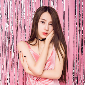 董七七资料,董七七最新歌曲,董七七MV视频,董七七音乐专辑,董七七好听的歌