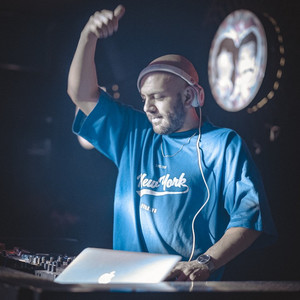 Yiğit Ünal资料,Yiğit Ünal最新歌曲,Yiğit ÜnalMV视频,Yiğit Ünal音乐专辑,Yiğit Ünal好听的歌