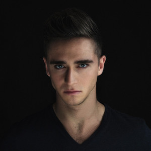 Reevo资料,Reevo最新歌曲,ReevoMV视频,Reevo音乐专辑,Reevo好听的歌