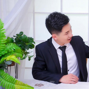 诗逸词资料,诗逸词最新歌曲,诗逸词MV视频,诗逸词音乐专辑,诗逸词好听的歌