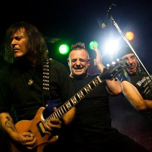 Almafuerte资料,Almafuerte最新歌曲,AlmafuerteMV视频,Almafuerte音乐专辑,Almafuerte好听的歌