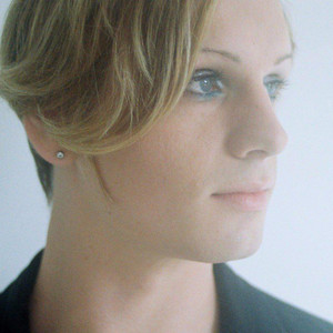 Thea Riley资料,Thea Riley最新歌曲,Thea RileyMV视频,Thea Riley音乐专辑,Thea Riley好听的歌