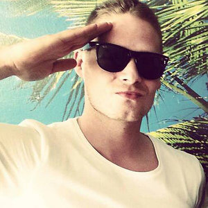 Aste资料,Aste最新歌曲,AsteMV视频,Aste音乐专辑,Aste好听的歌