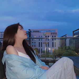 慧子闪闪会发光资料,慧子闪闪会发光最新歌曲,慧子闪闪会发光MV视频,慧子闪闪会发光音乐专辑,慧子闪闪会发光好听的歌