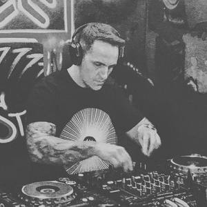 Nightcrawler (Original Mix)