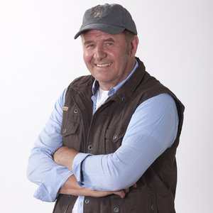 Leon Schuster