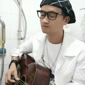 我是一棵秋天的树