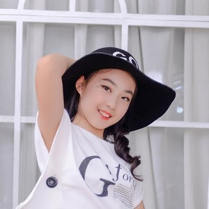 王沛怡资料,王沛怡最新歌曲,王沛怡MV视频,王沛怡音乐专辑,王沛怡好听的歌