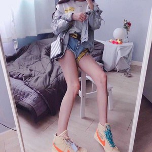 田甜资料,田甜最新歌曲,田甜MV视频,田甜音乐专辑,田甜好听的歌