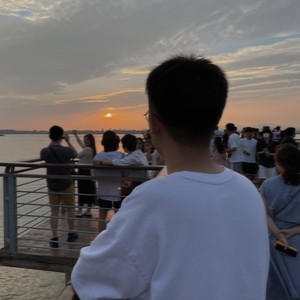 Simi资料,Simi最新歌曲,SimiMV视频,Simi音乐专辑,Simi好听的歌