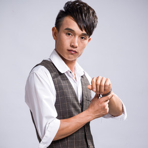 吴周胜资料,吴周胜最新歌曲,吴周胜MV视频,吴周胜音乐专辑,吴周胜好听的歌